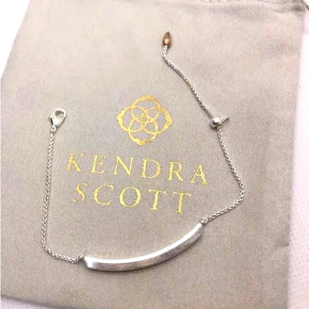 KENDRA SCOTT Eloise Ann Bracelet in Silver Adjustable Sliding Bead